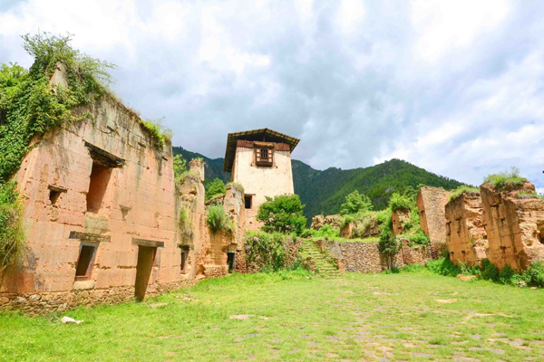 TOUR PACKAGE - WESTERN BHUTAN TOUR